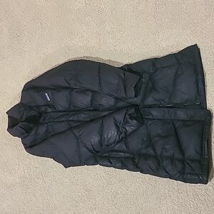 Patagonia women's long puffer sz M